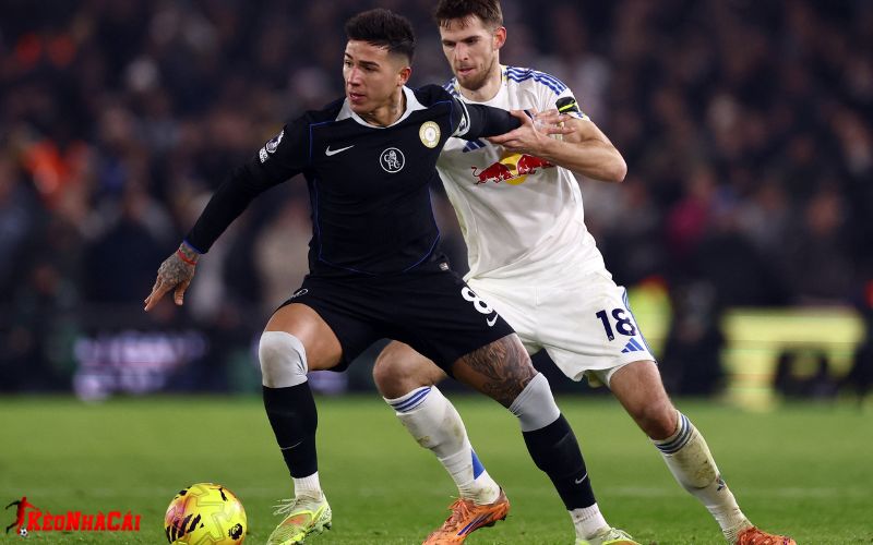 Những lợi ích khi xem bản quyền Ngoại hạng Anh Những lợi ích khi xem bản quyền Ngoại hạng Anh